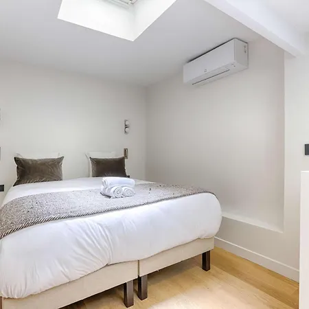 Luxury Duplex Saint-germain Notre Dame Apartment *